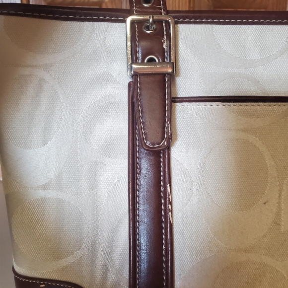 White and brown purse - Picture 10 of 10